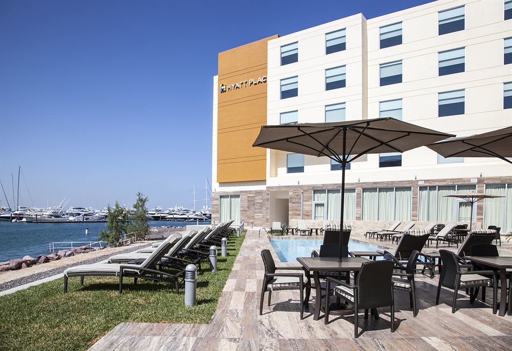 Courtyard By Marriott La Paz Baja California Sur Hotel Exterior photo